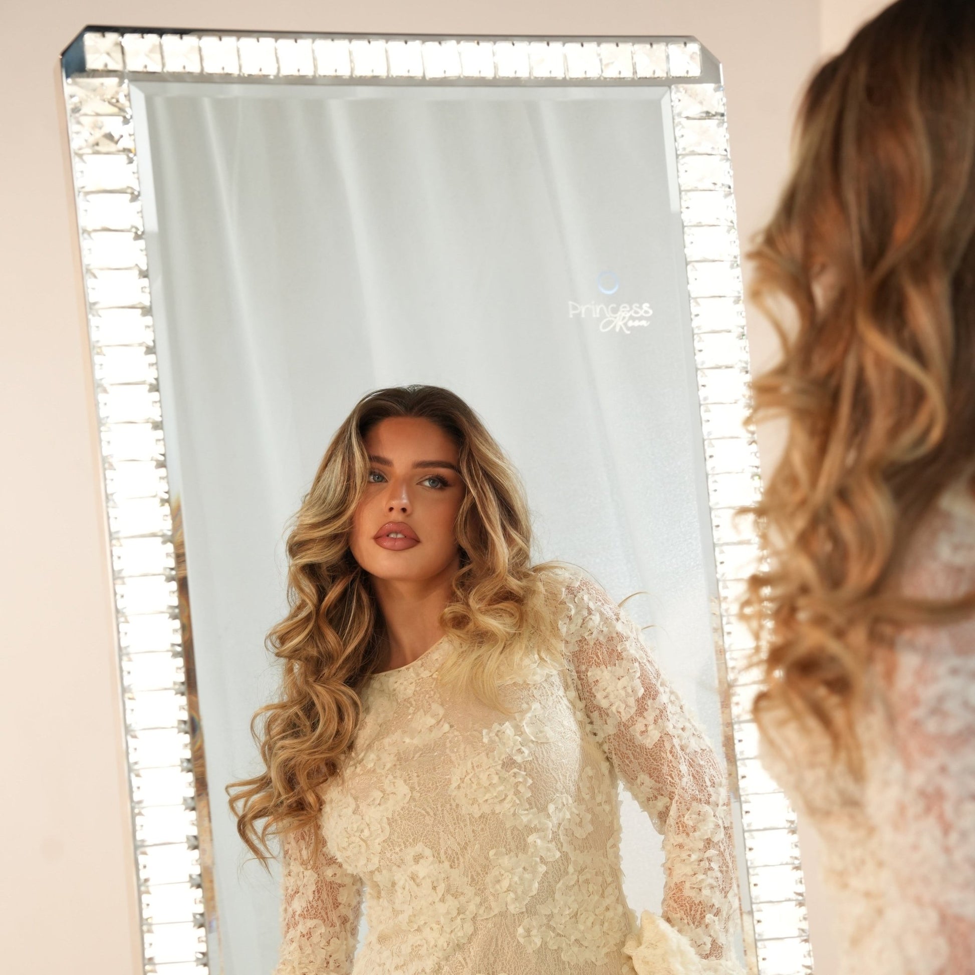 BELLE’S MIRROR - Princess Room