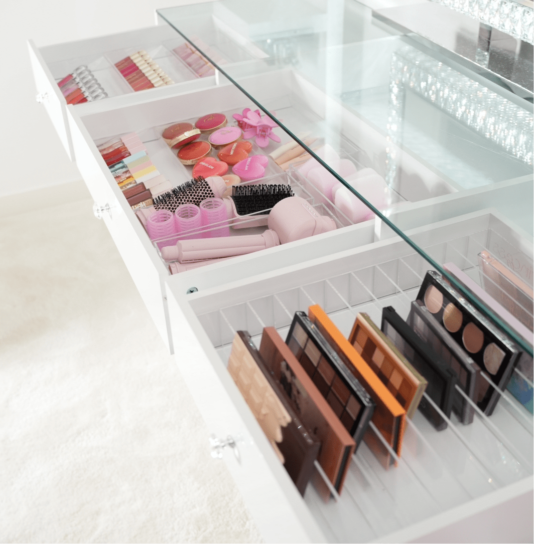 PRINCESS VANITY - Princess Room