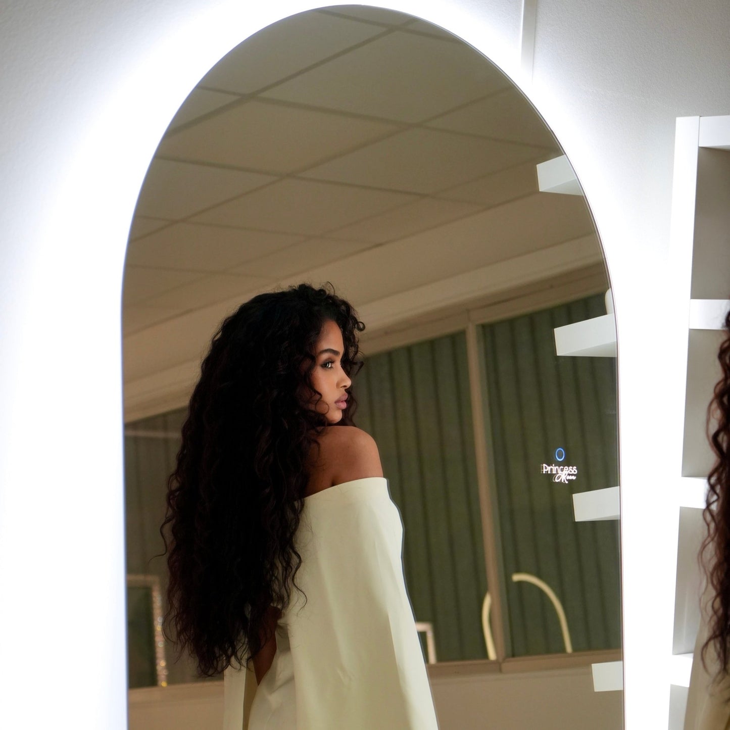 ROYAL MIRROR - Princess Room